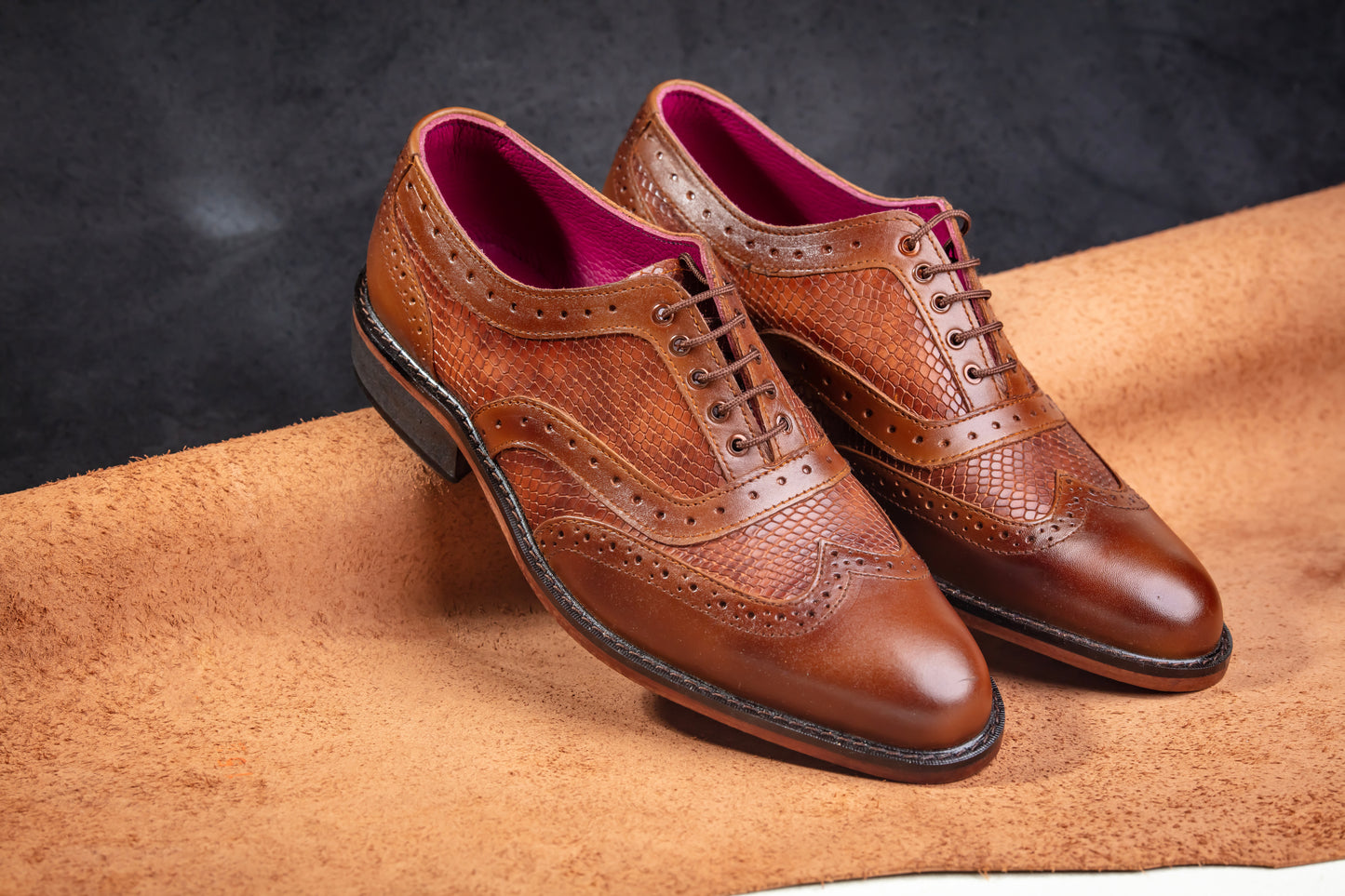 VEGAS WINGTIP