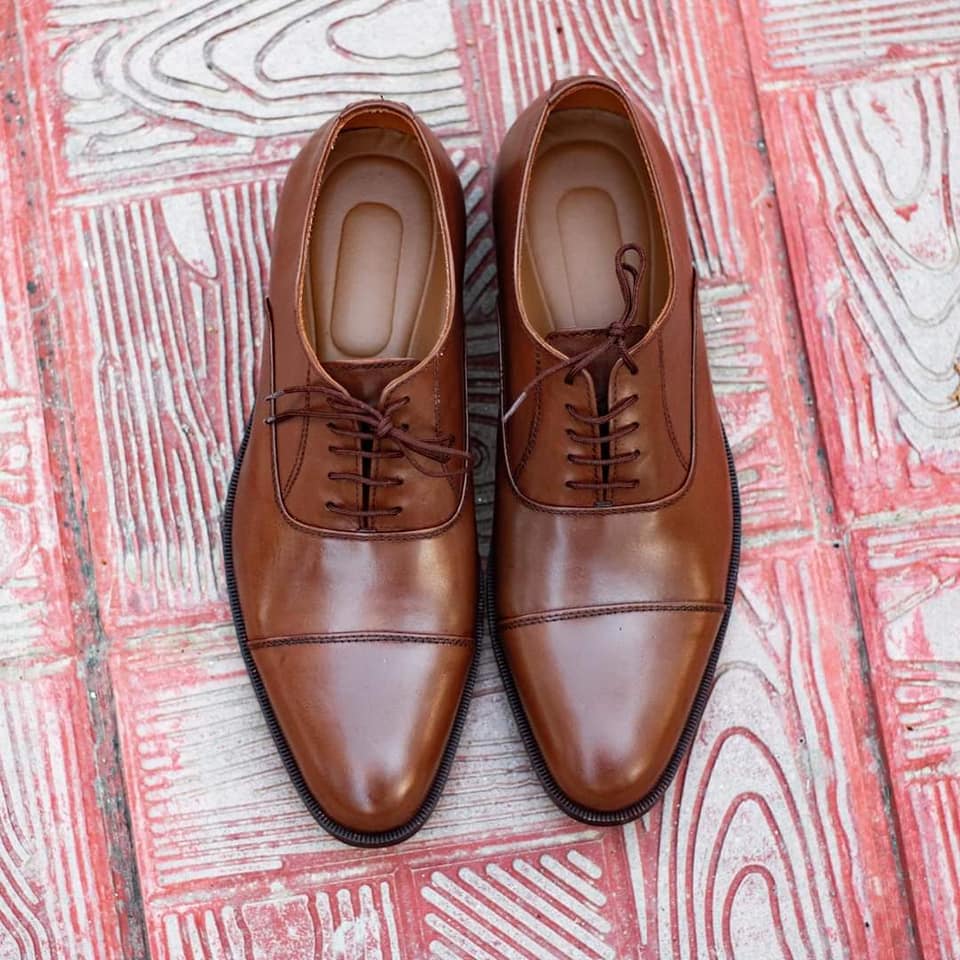 brown OXFORS