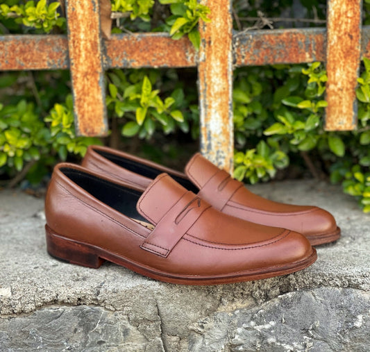 AMERICAN LOAFER