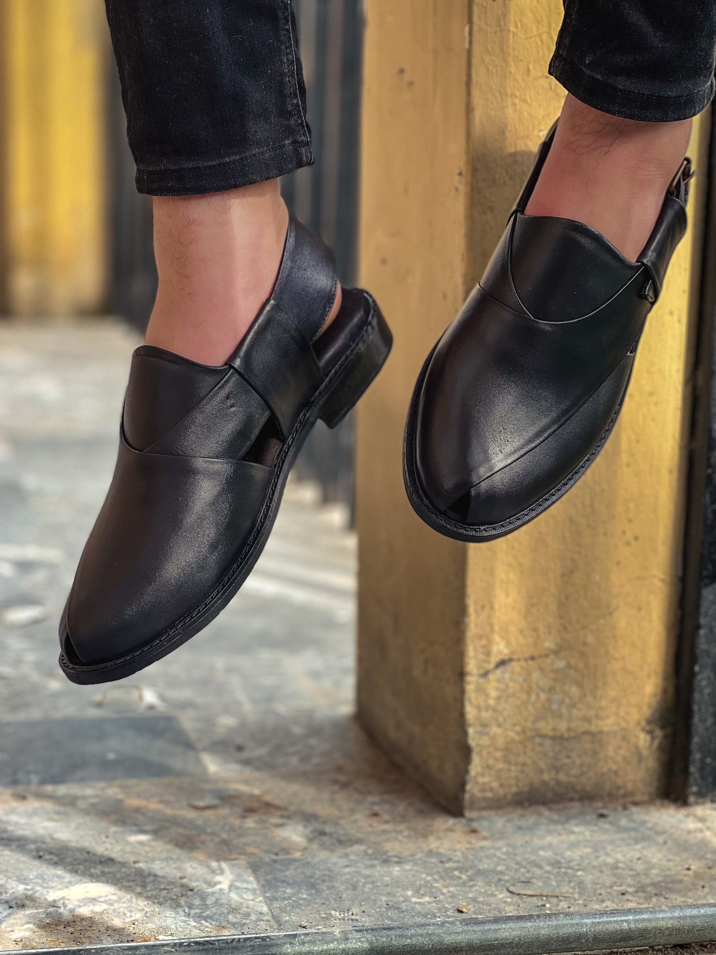MARKHOR BLACK