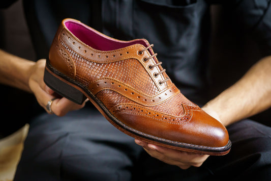 VEGAS WINGTIP