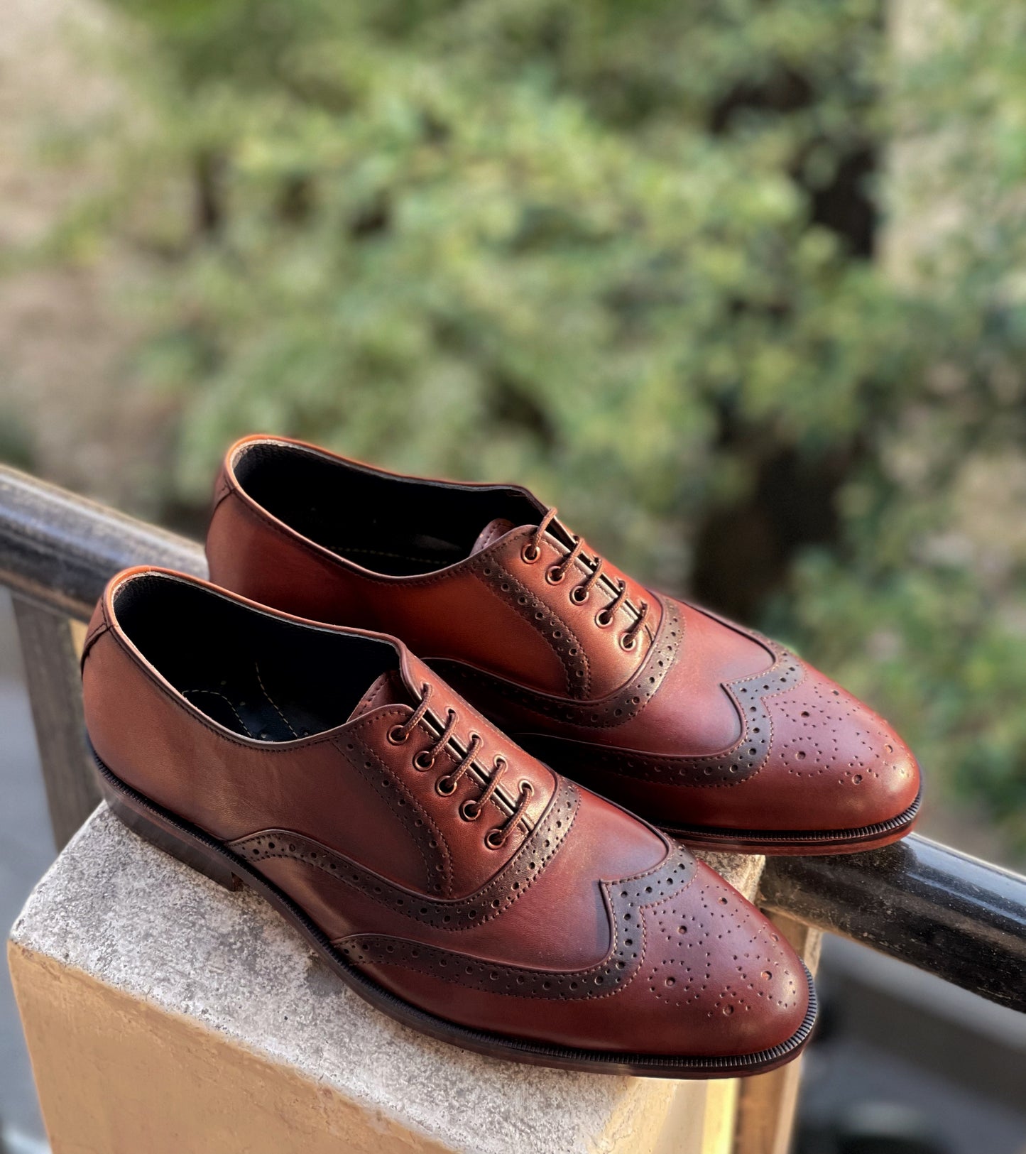 WINGTIP RUSTED